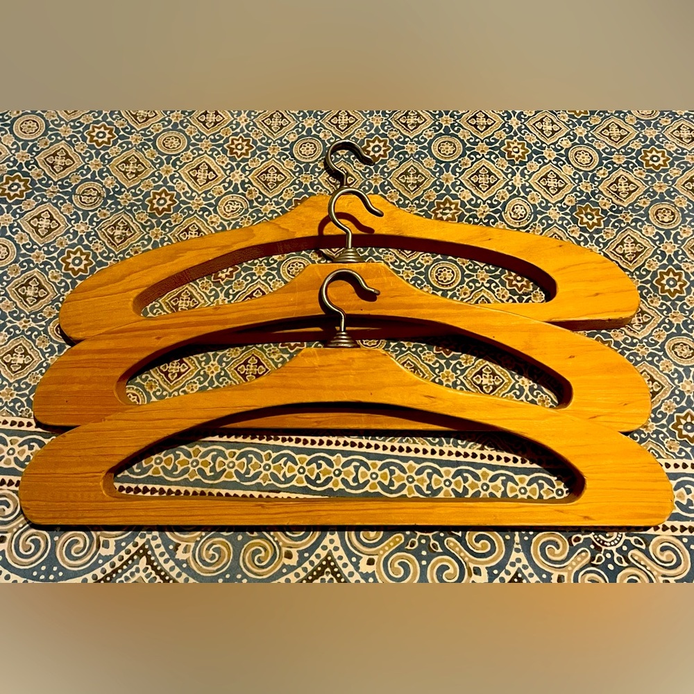 Vintage wooden clothes hangers 4